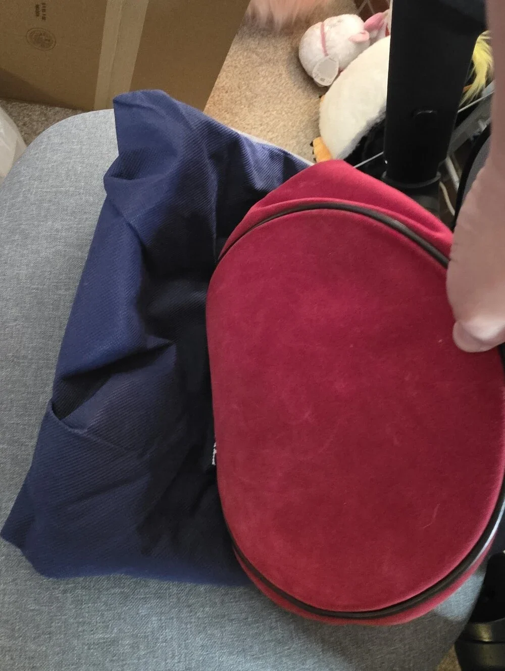 NWT Dooney & Bourke cherry red suede feed bag purse RARE! BNNU